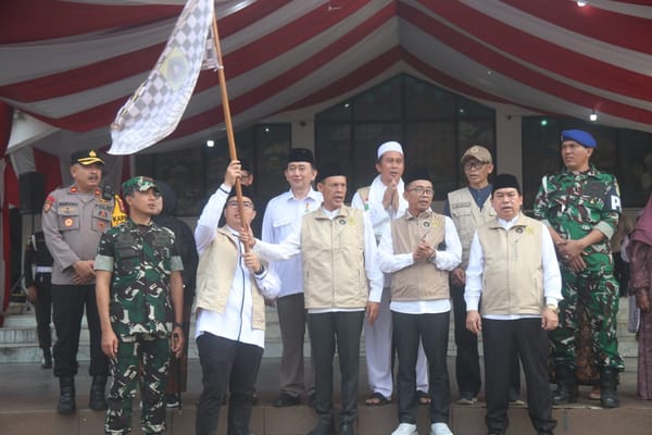 Wakil Bupati Lepas 445 Jemaah Calon Haji Kabupaten Bogor