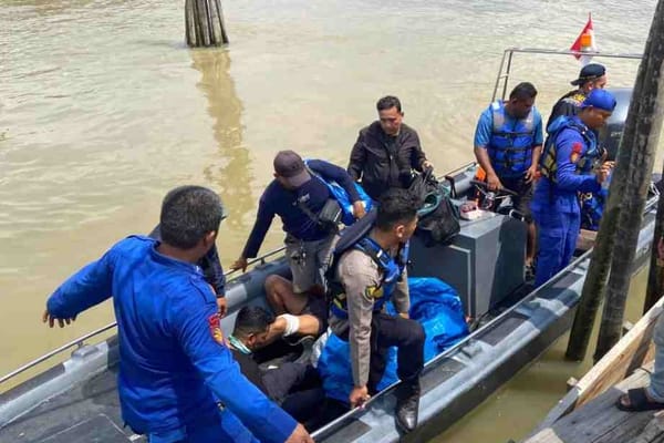 Adu Nyali di Laut Lepas, Pengejaran Penyelundup 27 kg Sabu Jaringan Internasional, Kandas di Perairan Selat Akar