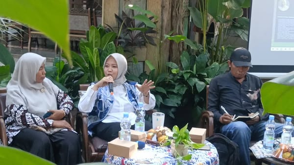 Kesulitan Generasi Penerus, Eksistensi Batik Rifa’iyah Terancam