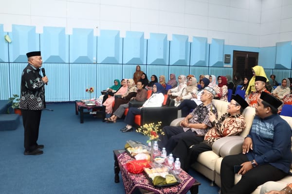 Halal Bilhalal PP RRI Makassar: Jangan Putuskan Silaturrahmi Walaupun Sudah Tidak Bekerja Bersama