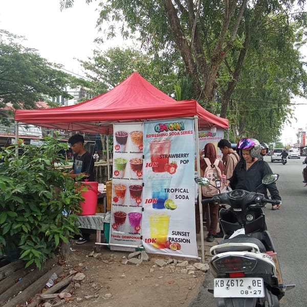 Harga Plastik Melonjak di Pontianak, Pedagang Pilih Tekan Keuntungan
