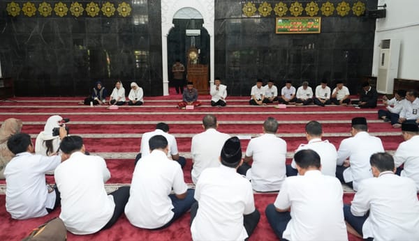 Menteri Dody Lepas 82 Calon Jemaah Haji Kementerian PU