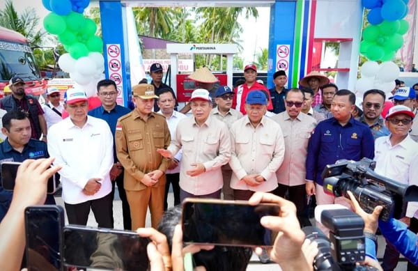 Menteri Koperasi Resmikan SPBU Nelayan Berbasis Koperasi Di Aceh Selatan