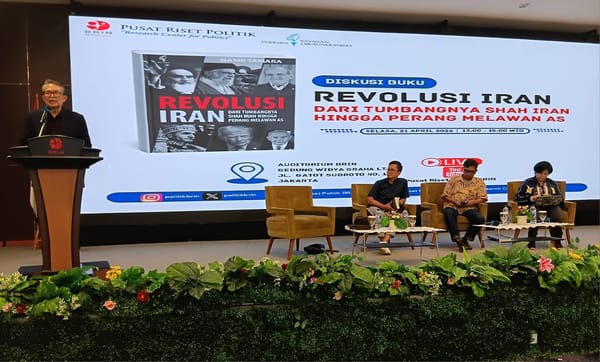 Membaca Ulang Revolusi Iran Relevan bagi Indonesia