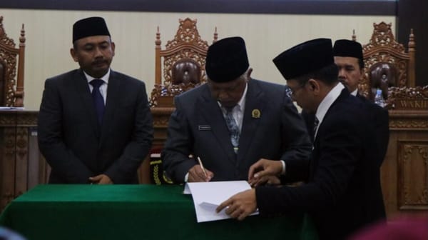 DPRD Ngawi Rekomendasi LKPJ Bupati 2025 dan  Setujui 4 Ranperda
