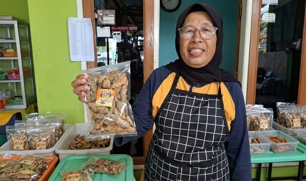 Baby Nila Crispy, Oleh-oleh Favorit Wisatawan Rawa Jombor Klaten