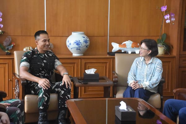 Danrem 072/Pamungkas Silaturahmi dengan Rektor UGM.
