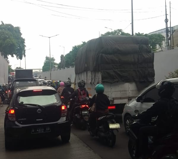 Darurat Truk ODOL di Underpass Basura Menanti Ketegasan Menuju Zero 2027