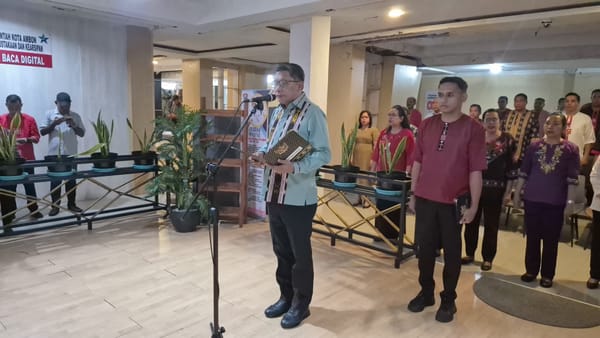 Wali Kota Ambon Puji Damkar dan Layanan 112, Serukan Persatuan Jelang HUT ke-451