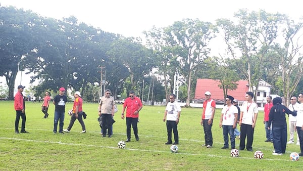 Bodewin Dorong Generasi Muda Ukir Prestasi Lewat Sepak Bola Sukarno Cup U -17