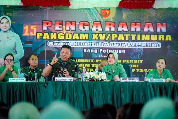 Pangdam XV/Pattimura Sapa Prajurit dan Persit di Wilayah Bumi Duan Lolat ​
