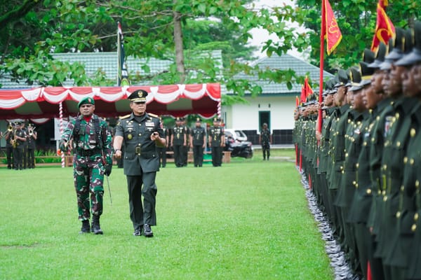 Pesan Tegas Pangdam XV/Pattimura Saat Lantik 976 Prada Baru