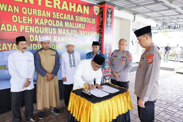 Idul Adha 2026, Polda Maluku Tebar Kepedulian untuk Umat Lewat 37 Sapi Kurban