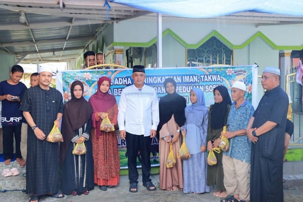 Idul Adha 1447 H, Polresta Ambon Bagikan Hewan Kurban  Bagi Kaum Duafa dan Anak Yatim