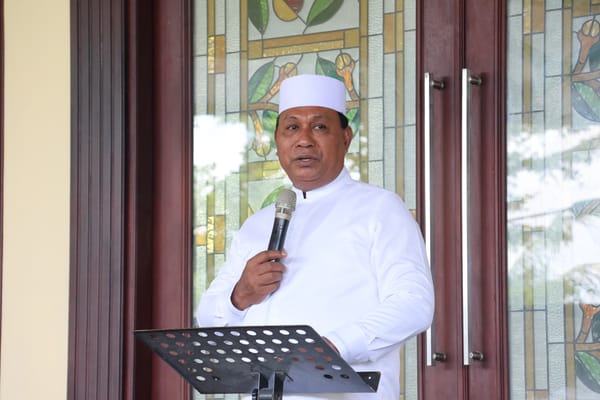 Wagub Maluku Gelar Penyembelihan Hewan Qurban, Jaga Tradisi dan Kebersamaan Umat
