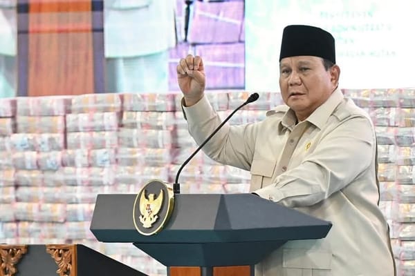 Presiden Prabowo Instruksikan Penurunan Suku Bunga PNM Mekaar Hingga di Bawah 9 Persen