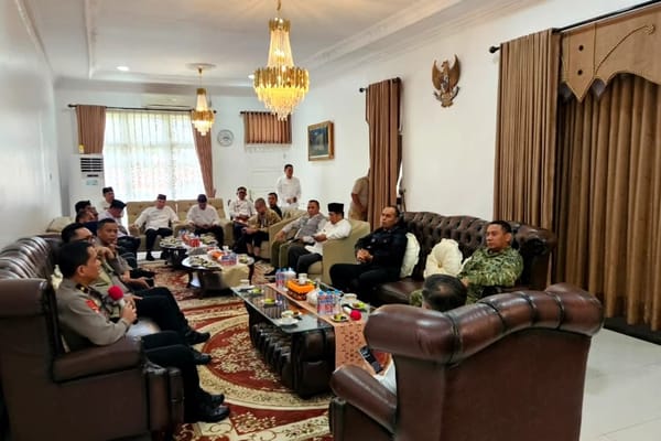Bupati Agam Sambut Kunjungan Korps Brimob, Bahas Penanganan Pascabencana Hidrometeorologi