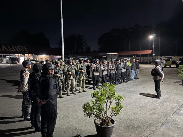 Patroli Gabungan dan Razia Malam di Nabire, Satgas Ops Damai Cartenz 2026 Amankan Senjata Tajam
