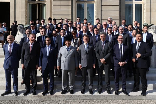 Dihadapan Presiden Prabowo dan Presiden Macron Dewan Bisnis Indonesia - Prancis Diluncurkan, Jadi Mesin Penggerak Investasi dan Perdagangan Dua Arah