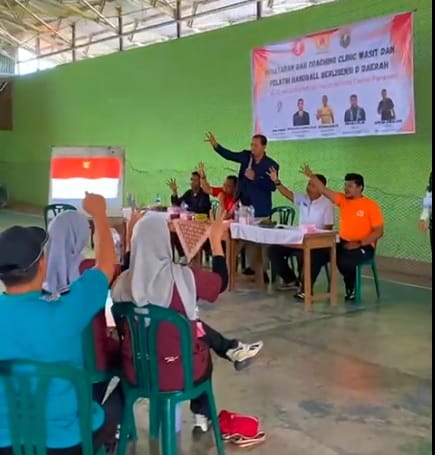 Puluhan Peserta Ikut Penataran dan Coaching Clinic Wasit dan Pelatih Cabor Handball
