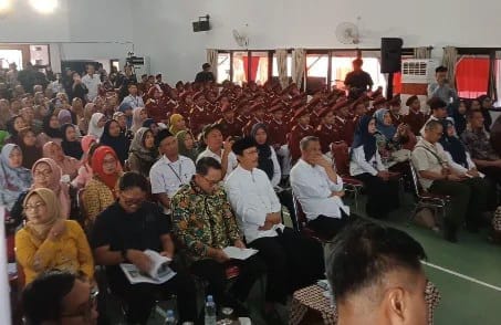 Kunjungan Mensos Saifullah Yusuf Sekolah Rakyat Menengah Pertama di Pati