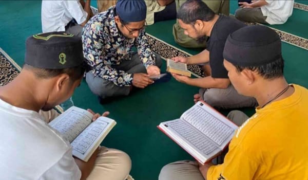 Warga Binaan Lapas Ternate Perkuat Moral dan Akhlak Melalui Pengajian Rutin