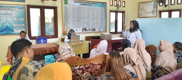 BKKBN Malut Lakukan Evaluasi Capaian Pelaporan Program Prioritas Nasional di Halmahera Barat