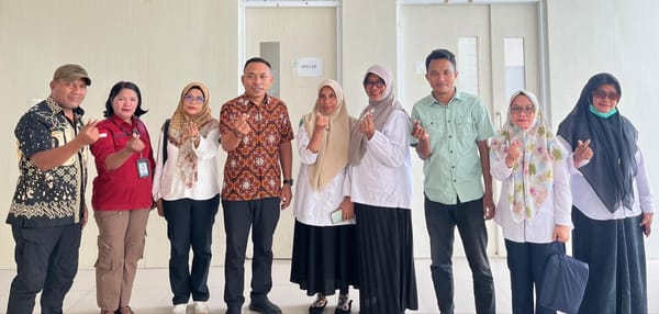 Pastikan Ketersediaan Alat Kontrasepsi, Tim BKKBN Malut Lakukan Monitoring di Halmahera Selatan