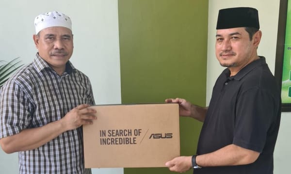 Perkuat Transformasi Layanan Digital, Kankemenag Pulau Morotai Terima Bantuan 5 Laptop untuk KUA