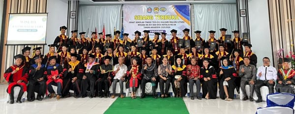 Kakan Kemenag Halmahera Barat Sampaikan Pesan Inspiratif Saat Hadiri Wisuda STT Kalvari