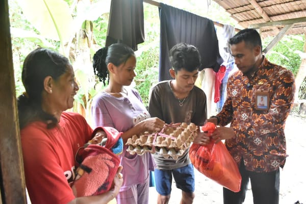 BKKBN Malut Salurkan Bantuan GENTING untuk Keluarga Risiko Stunting