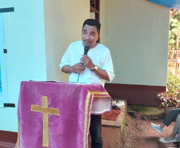 Komoditi Padi Gogo Waiyomar Jadi Produk Unggulan Negeri Urimesing : Harapan Besar Raja Felix Tisera