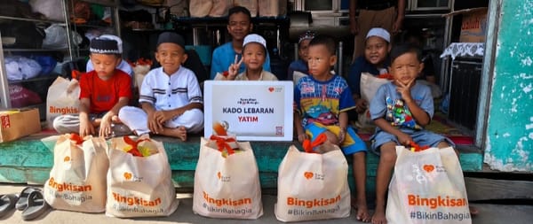 Rumah Zakat Salurkan 31 Paket Bingkisan Yatim dan Superqurban untuk Anak Yatim Dhuafa Pasca Lebaran