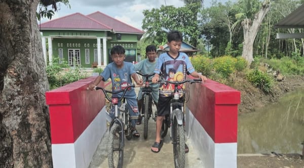 Meski Belum Diresmikan, Jembatan Garuda Ramai Dikunjungi Anak-anak