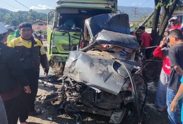 Rem Truk Blong Picu Kecelakaan Beruntun di Padang, Dua Orang Meninggal Dunia