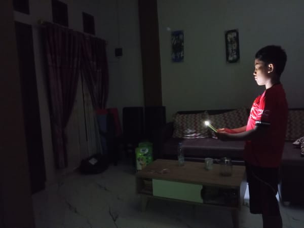 Sumatera Gelap Akibat Gangguan SUTET, Sumbar Upayakan Sistem Mandiri