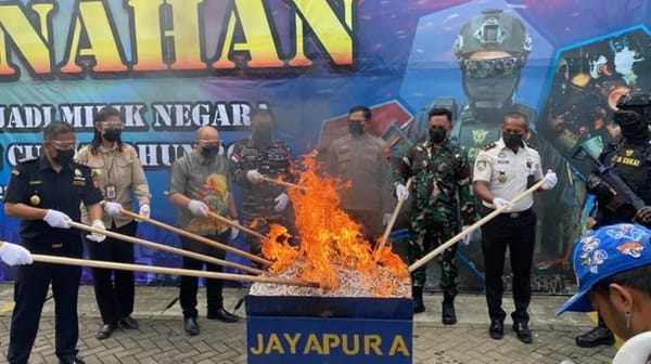 Bea Cukai Jayapura Musnahkan Puluhan Ribu Batang Rokok Dan Minuman Mmea Ilegal