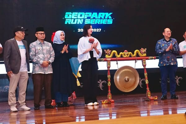 Banyuwangi Dijadikan Titik Awal Geopark Run Series 2026/2027
