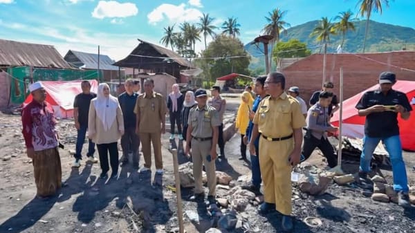 Wagub NTB Hadir di Tengah Korban Kebakaran Desa Lido