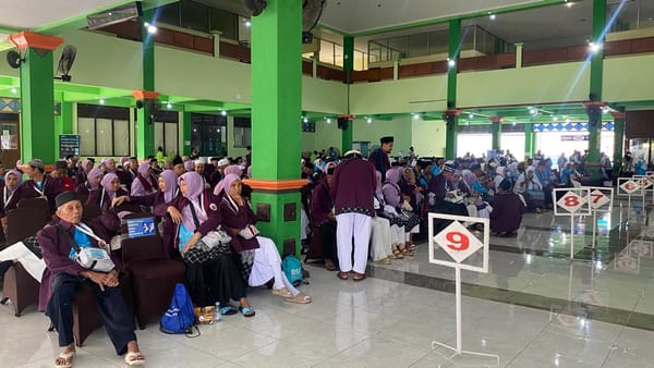 9 Jamaah Calon Haji Embarkasi Solo Yang Dirawat Di RS Terus Dipantau Agar Laik Terbang