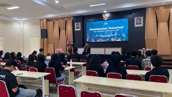 Volunter Solo Internasional Performing Arts - SIPA, Jadi Agen Wisata