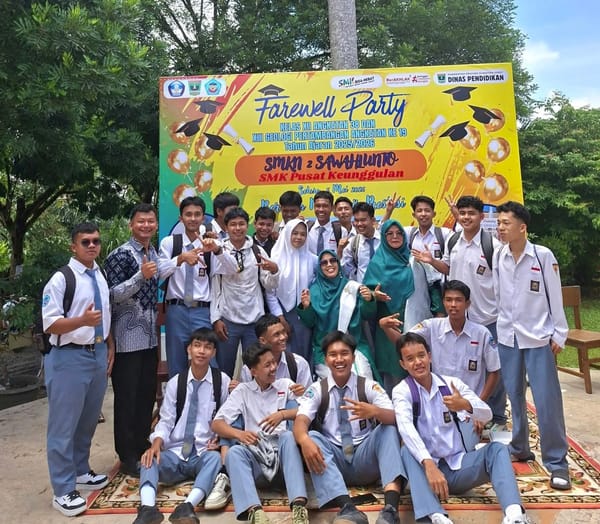 Doa Tulus Sang Guru Sesri Indriyeni, Iringi Perpisahan Siswa SMKN 2 Sawahlunto, Awal Perjalanan Menuju Masa Depan