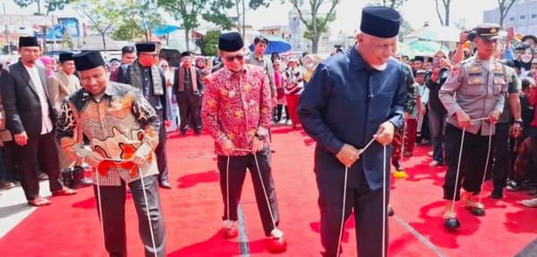 Gubernur Sumatra Barat: Kegiatan Alek Permainan Anak Nagari Bukan Sekedar Hiburan Tradisional