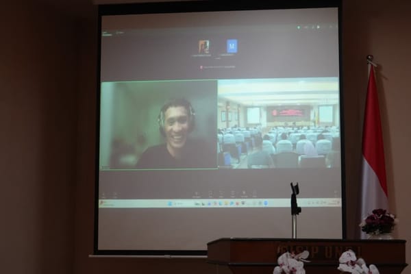 Mahasiswa FISIP UNEJ Nobar Film “Pesta Babi”, Sutradara: Diskusi Paling Unik