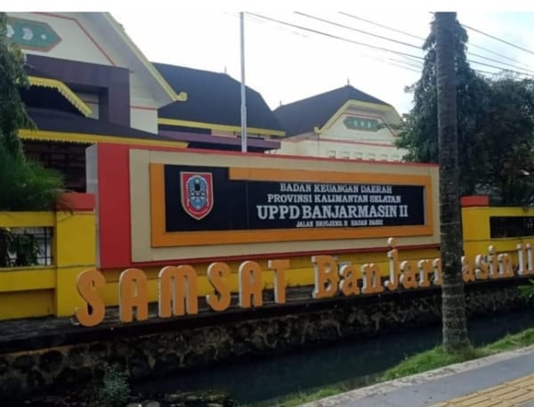 Dalam Rangka Hari Bhayangkara ke-80, Ditlantas Polda Kalsel Buka Stand Police Expo di Duta Mall