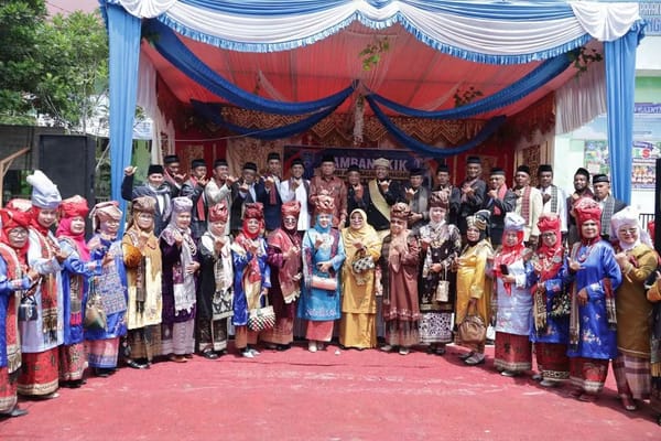 Pemko Payakumbuh Perkuat Wisata Budaya Melalui Pergelaran Baadok-Adok, Lestarikan Adat Minangkabau