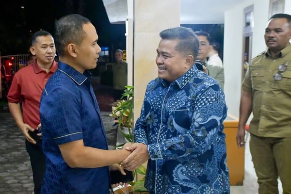 Bupati Agam Terima Kunjungan Danrem 032 Wirabraja, Sampaikan Terima Kasih atas Peranserta dalam Penanggulangan Bencana