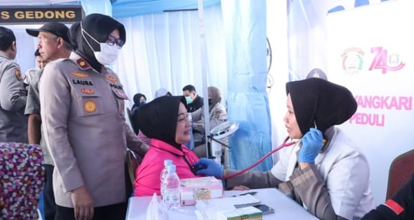 Polres Metro Jakarta Timur Gelar Bakti Kesehatan Secara Gratis