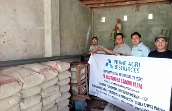 Bantuan WC untuk Warga Desa Kayuara yang Masih Berjuang Mendapat Sanitasi Layak