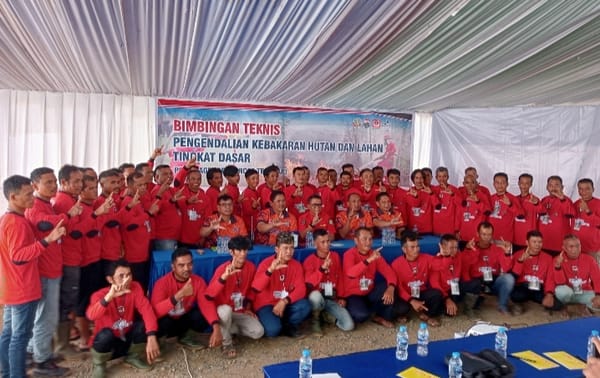POSCO International Latih 60 Tim Damkar Perkebunan di Landak, Perkuat Antisipasi Karhutla